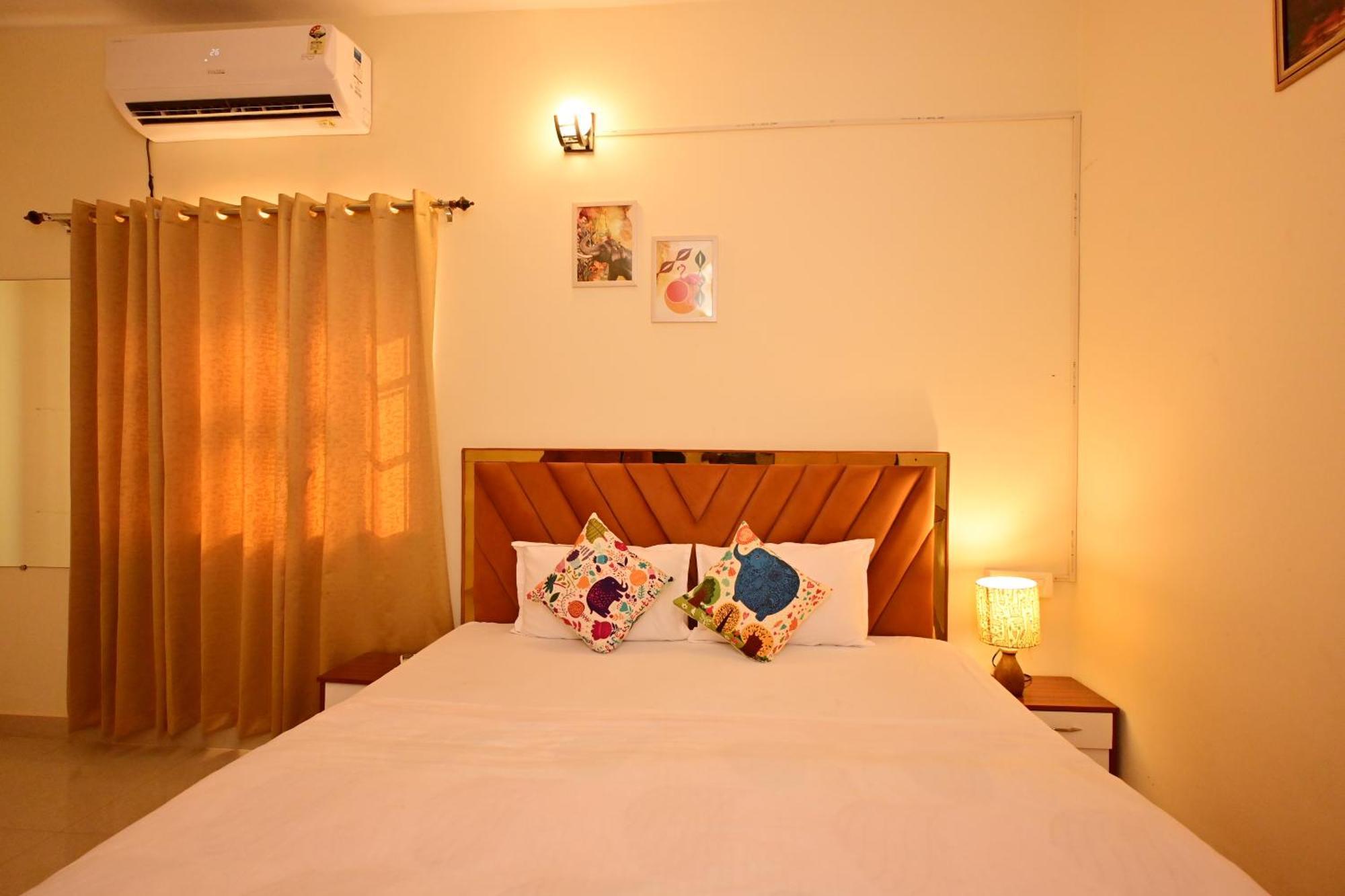 Zoomstay - 3Bhk Apartments Varanasi Luaran gambar