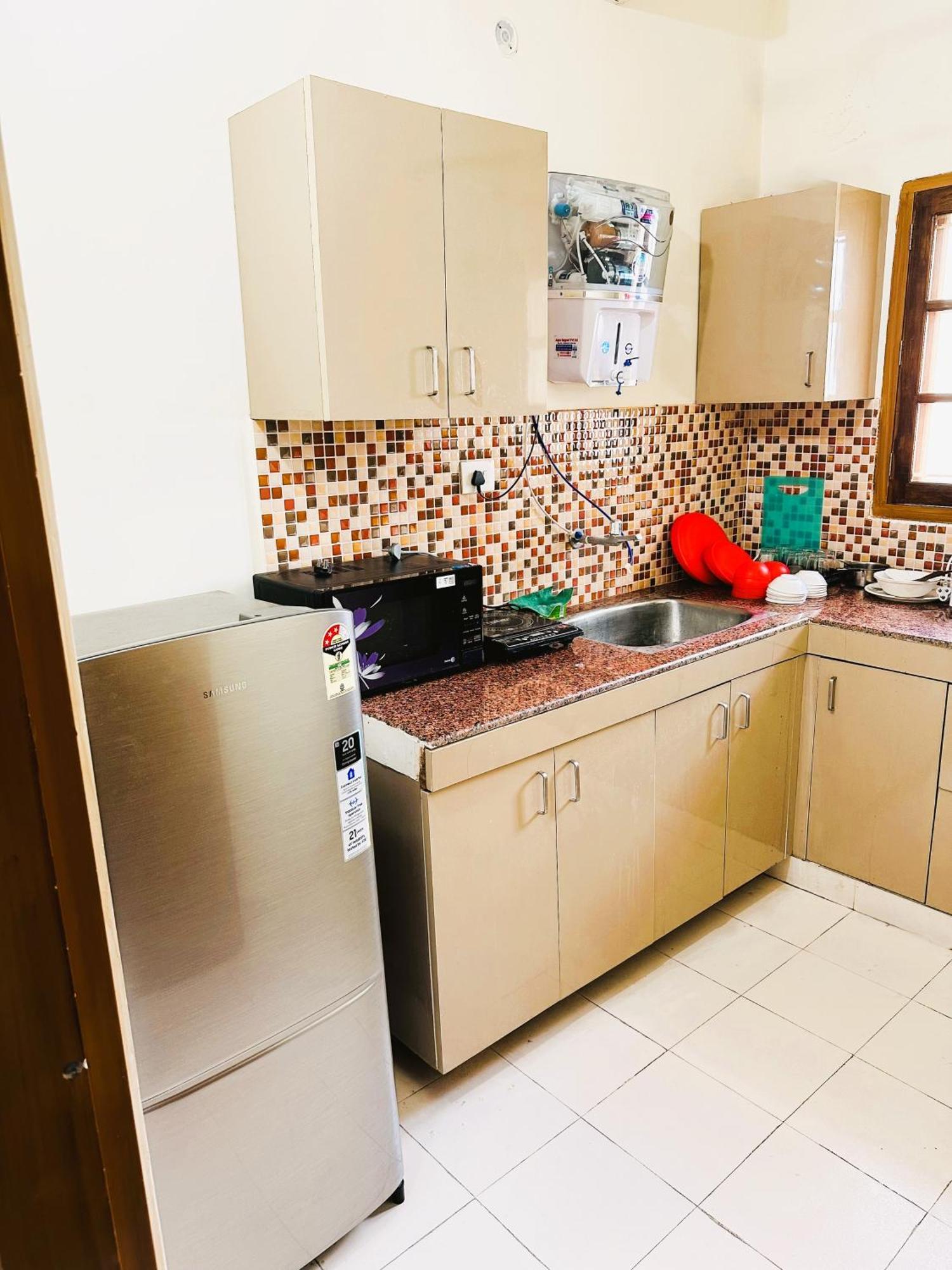Zoomstay - 3Bhk Apartments Varanasi Luaran gambar