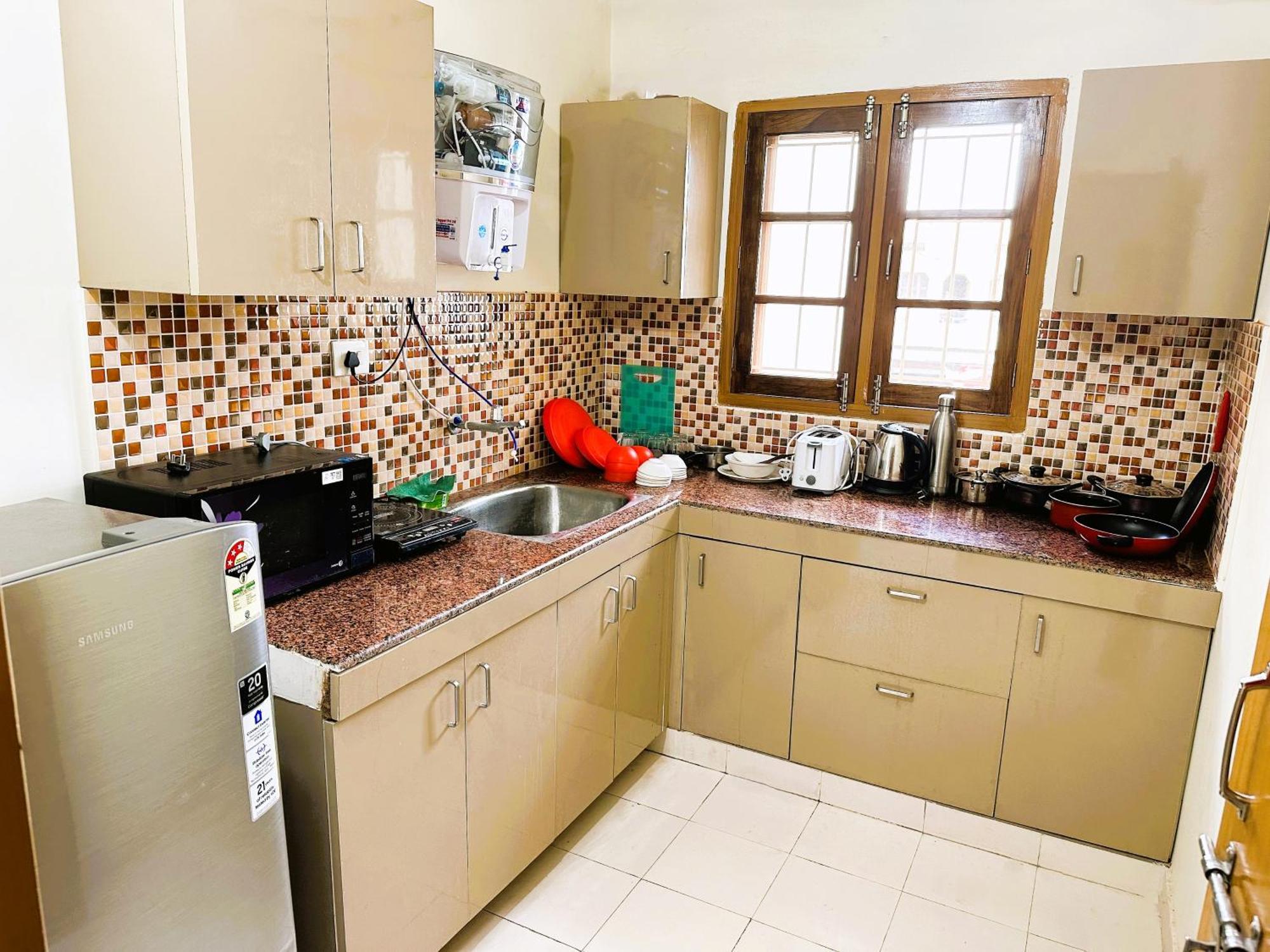 Zoomstay - 3Bhk Apartments Varanasi Luaran gambar