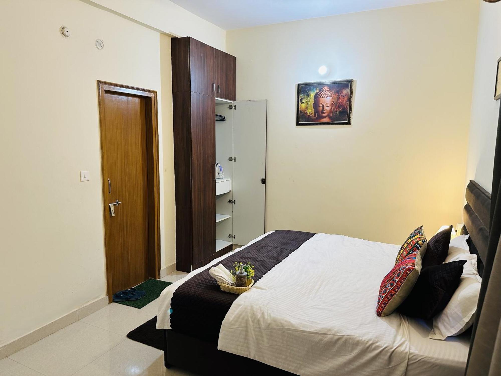 Zoomstay - 3Bhk Apartments Varanasi Luaran gambar