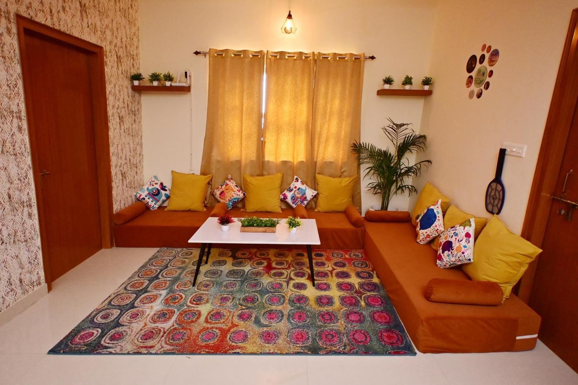 Zoomstay - 3Bhk Apartments Varanasi Luaran gambar